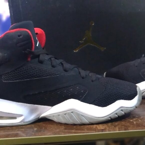 Nike Air Jordan Lift Off Black White University Red Size: 8 - Picture 3 of 14